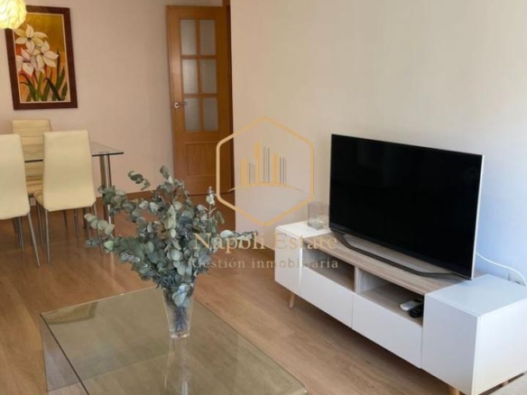AMPLIO Y LUMINOSO PISO EN ALQUILER – OLLETAS, MÁLAGA