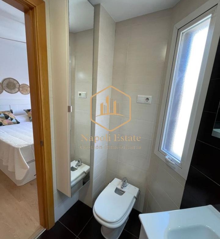 AMPLIO Y LUMINOSO PISO EN ALQUILER – OLLETAS, MÁLAGA