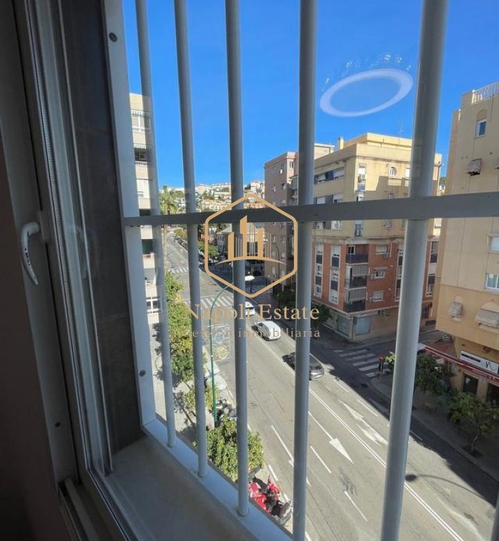 AMPLIO Y LUMINOSO PISO EN ALQUILER – OLLETAS, MÁLAGA