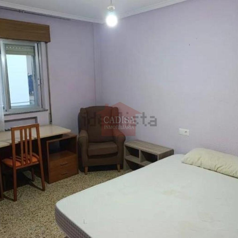 ALQUILER DE PISO, ZONA CAMPUS.REF:10662