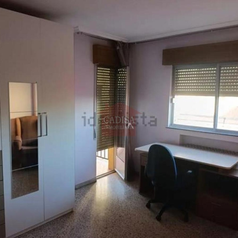 ALQUILER DE PISO, ZONA CAMPUS.REF:10662