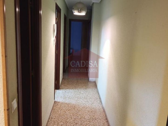 ALQUILER DE PISO, ZONA CAMPUS.REF:10662