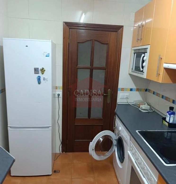 ALQUILER DE PISO, ZONA CAMPUS.REF:10662