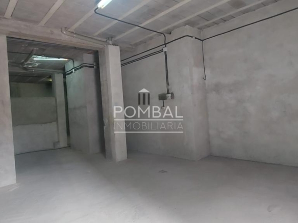 LOCAL EN ALQUILER EN RAMÓN PUGA – 290 M² PARA ALMACÉN