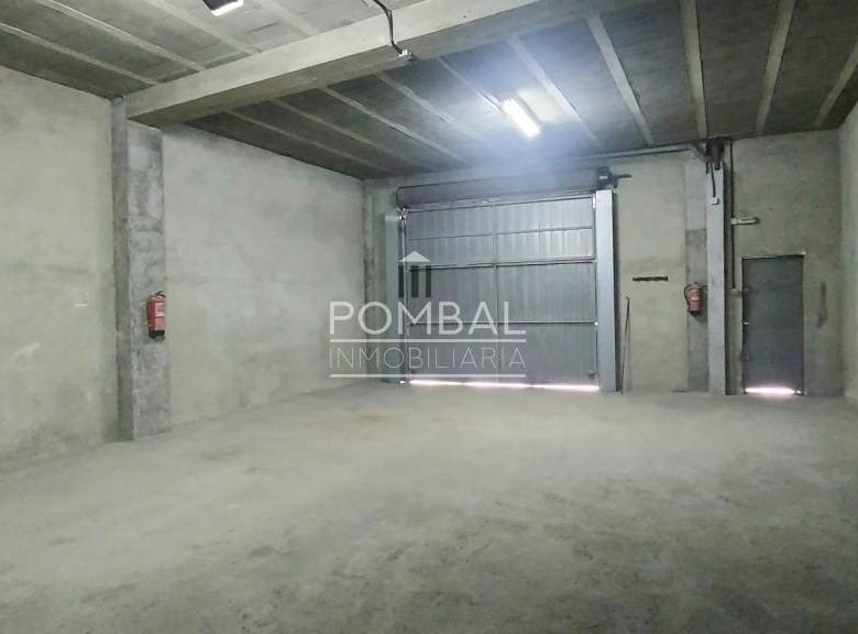 LOCAL EN ALQUILER EN RAMÓN PUGA – 290 M² PARA ALMACÉN