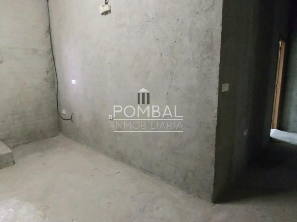 LOCAL EN ALQUILER EN RAMÓN PUGA – 290 M² PARA ALMACÉN