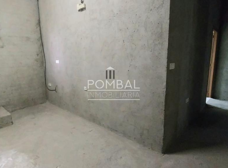 LOCAL EN ALQUILER EN RAMÓN PUGA – 290 M² PARA ALMACÉN