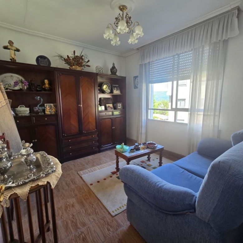 Casa Singular venta en Maceda.