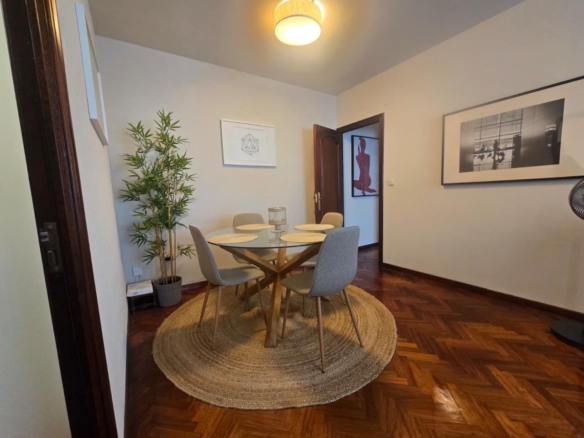 Habitacion con todos los servivios incluidos en el centro de Ourense
