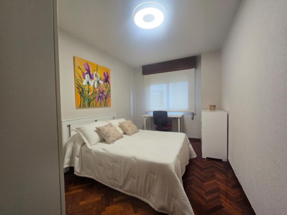 Habitacion con todos los servivios incluidos en el centro de Ourense