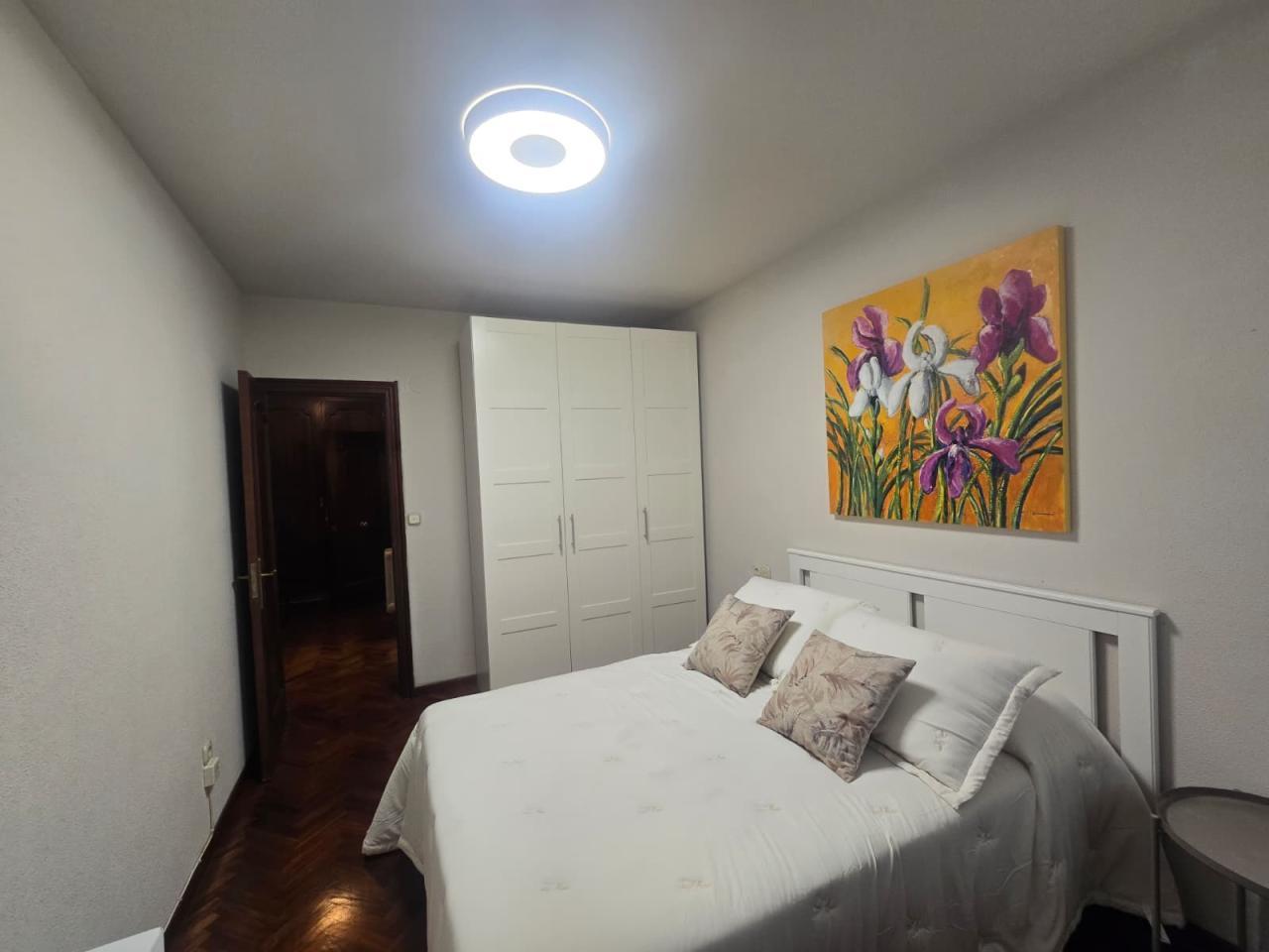 Habitacion con todos los servivios incluidos en el centro de Ourense