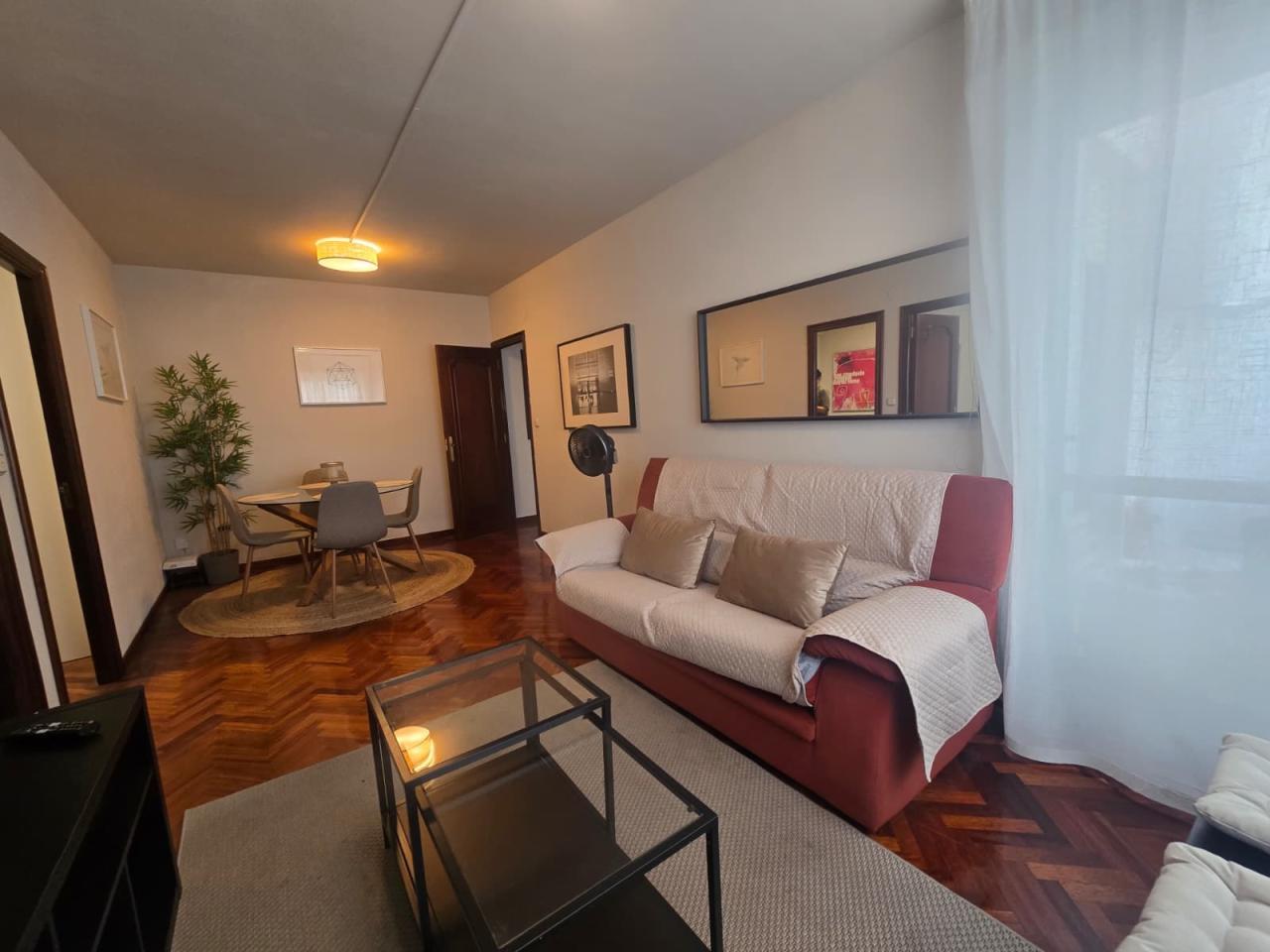 Habitacion con todos los servivios incluidos en el centro de Ourense