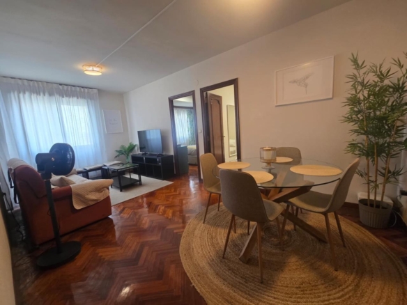 Habitacion con todos los servivios incluidos en el centro de Ourense