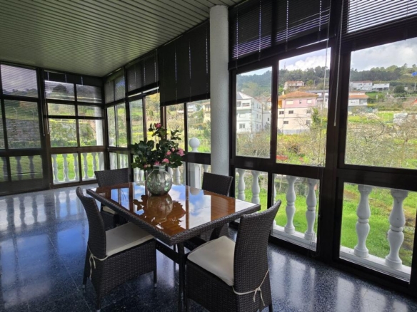 Exclusiva vivienda  Vistahermosa, Ourense – Ubicación inmejorable a 500 metros del centro