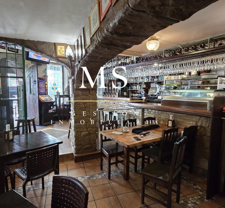 Traspaso  Restaurante/Cervecería Zona Pizarro,Vigo.