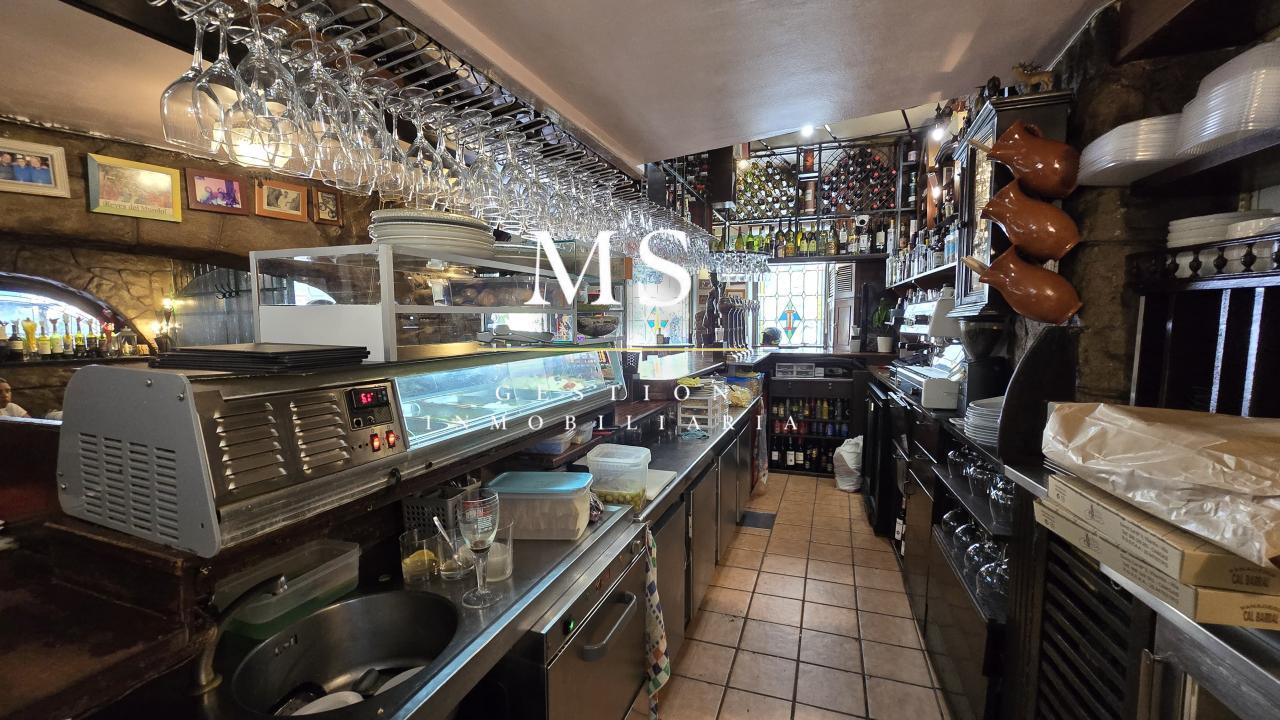 Traspaso  Restaurante/Cervecería Zona Pizarro,Vigo.