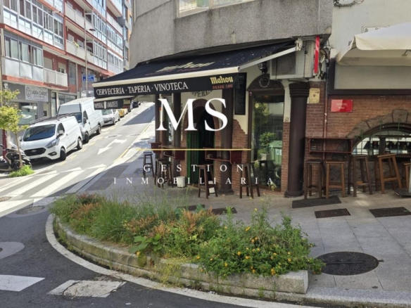 Traspaso  Restaurante/Cervecería Zona Pizarro,Vigo.