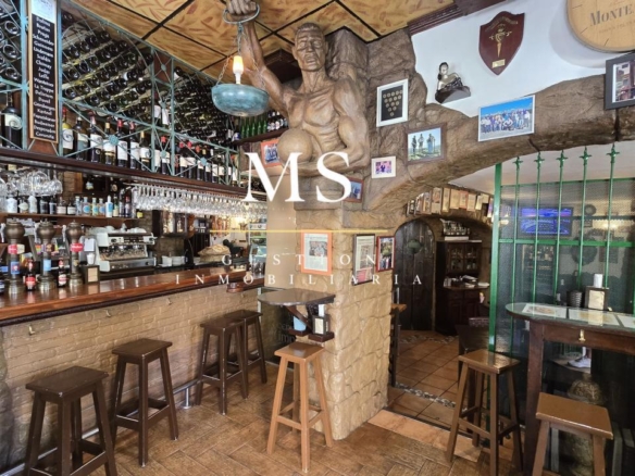 Traspaso  Restaurante/Cervecería Zona Pizarro,Vigo.