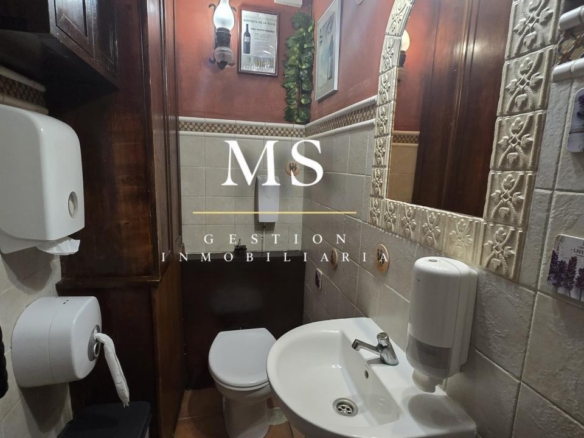 Traspaso  Restaurante/Cervecería Zona Pizarro,Vigo.