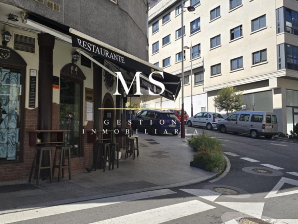Traspaso  Restaurante/Cervecería Zona Pizarro,Vigo.