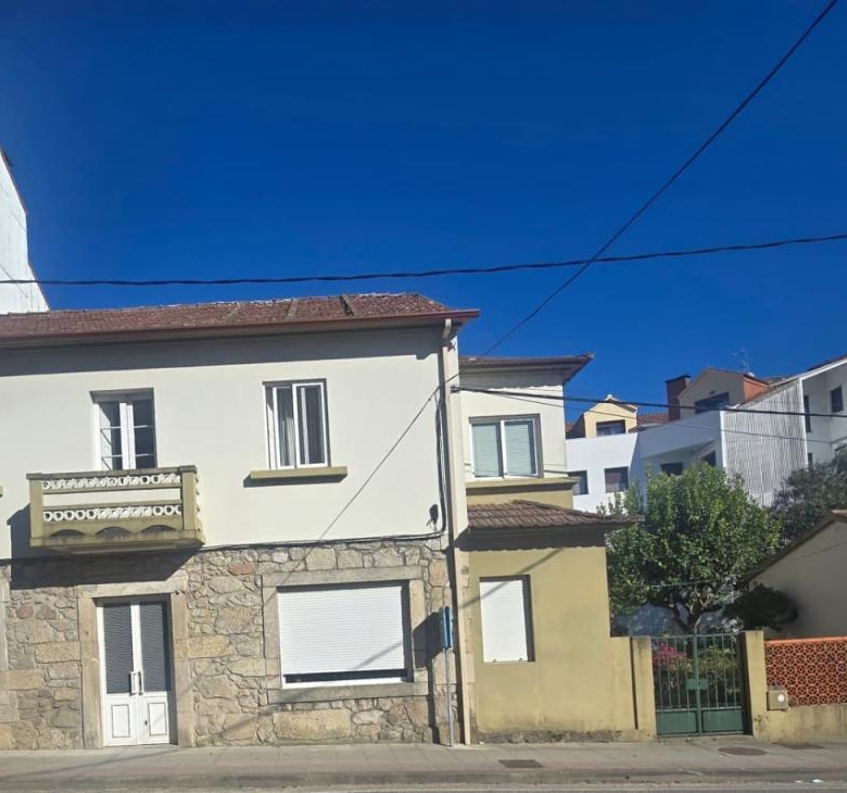 SUELO URBANO CON APROVECHAMIENTO RESIDENCIAL EN EL CENTRO DE TOMIÑO