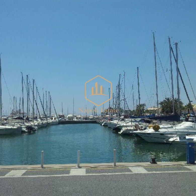 APARTAMENTO DE LUJO EN PUERTO MARINA · BENALMÁDENA COSTA