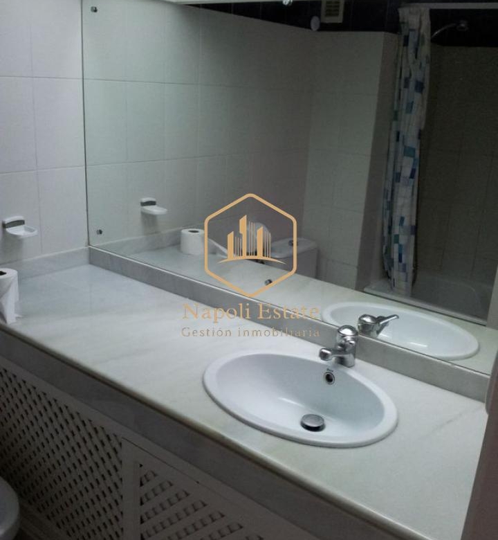 APARTAMENTO DE LUJO EN PUERTO MARINA · BENALMÁDENA COSTA