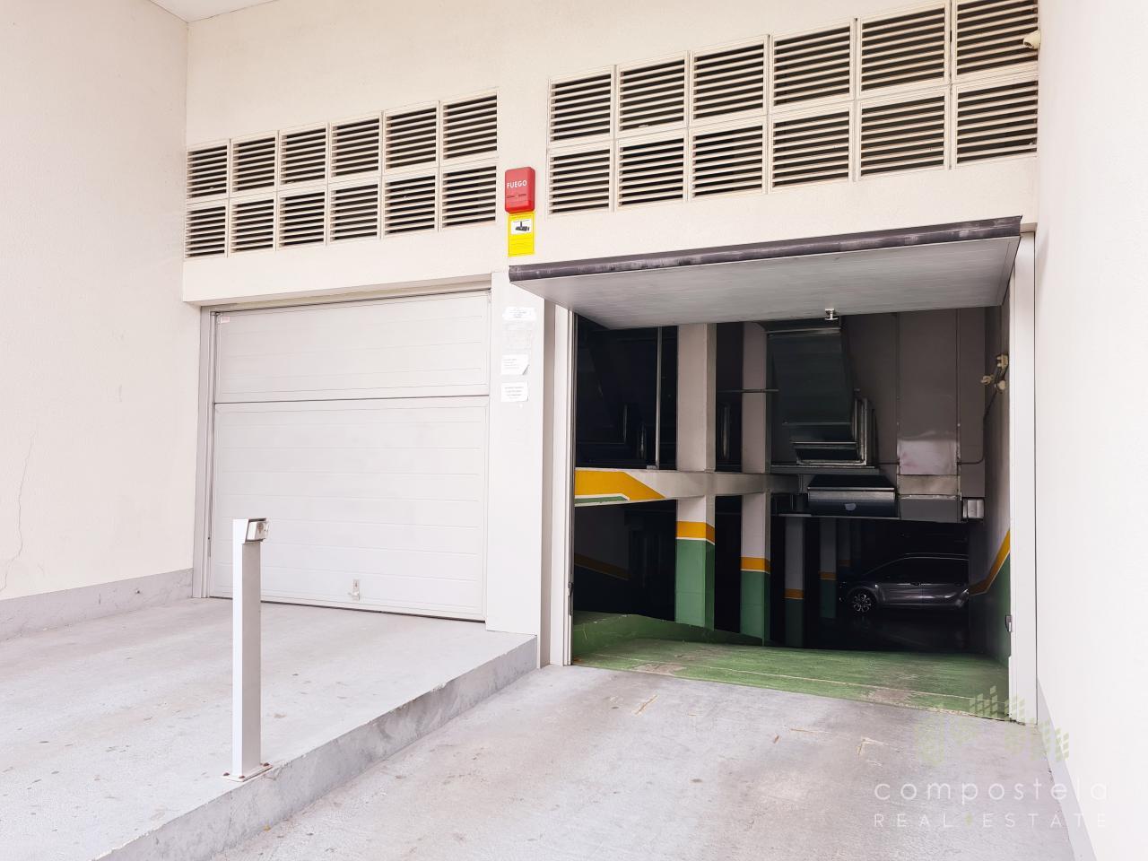 179132042876300006075_162523178729 Plaza de Garaje, C/Pardiñeiros, Milladoiro
