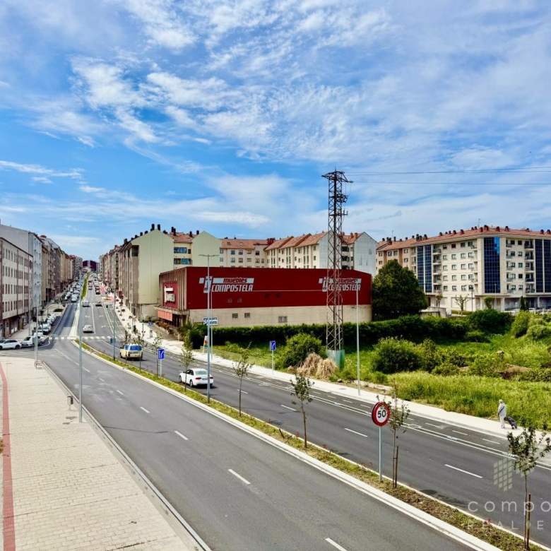 PLAZA DE GARAJE Y TRASTERO