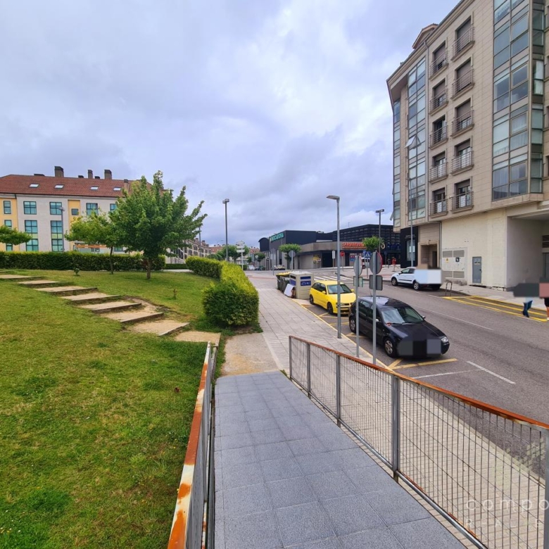Plaza de garaje en C/Pardiñeiros, Milladoiro