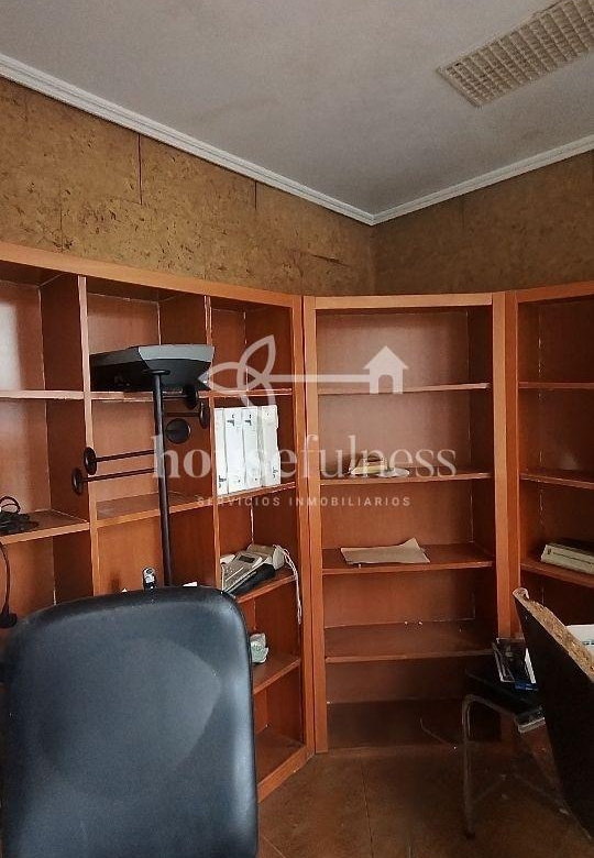 Piso de 7  habitaciones en  la zona de Ultramar para alquiler vacacional , estudiantes o militares