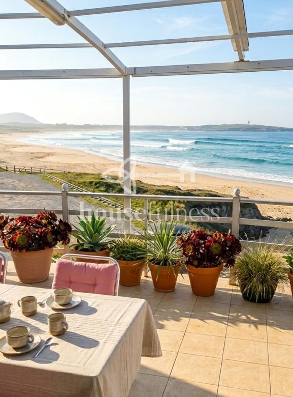 ÚNICA Y EXCLUSIVA VIVIENDA EN PRIMERA LÍNEA DE PLAYA EN VALDOVIÑO , A CORUÑA