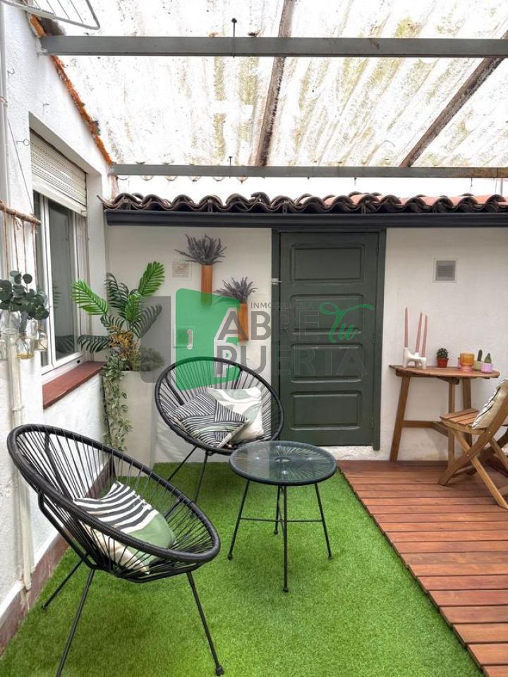 179144555579300173936_179144530277 PISO EN AV BUENOS AIRES