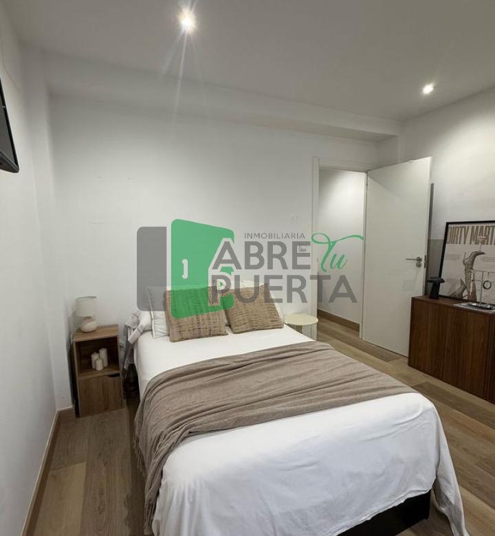 PISO EN AV BUENOS AIRES