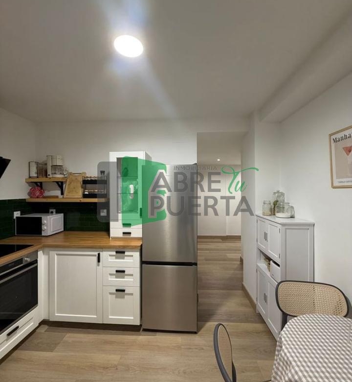 PISO EN AV BUENOS AIRES