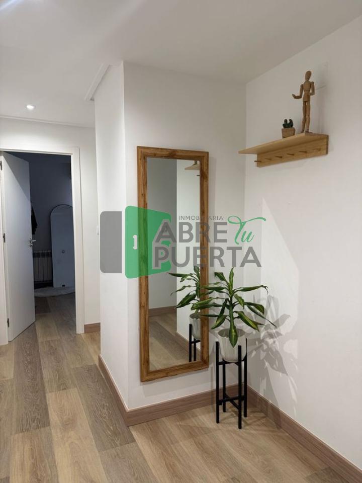179144556463900173936_179144530729 PISO EN AV BUENOS AIRES