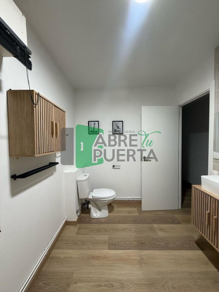 179144556728100173936_179144530927 PISO EN AV BUENOS AIRES