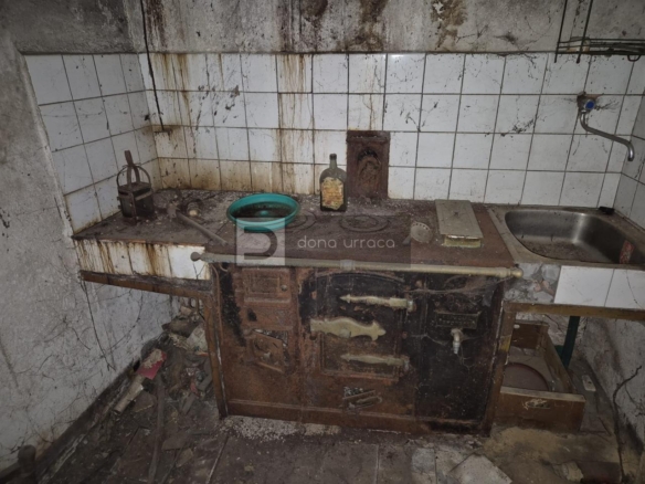 Casa adosada en venta en PEDRAFITA