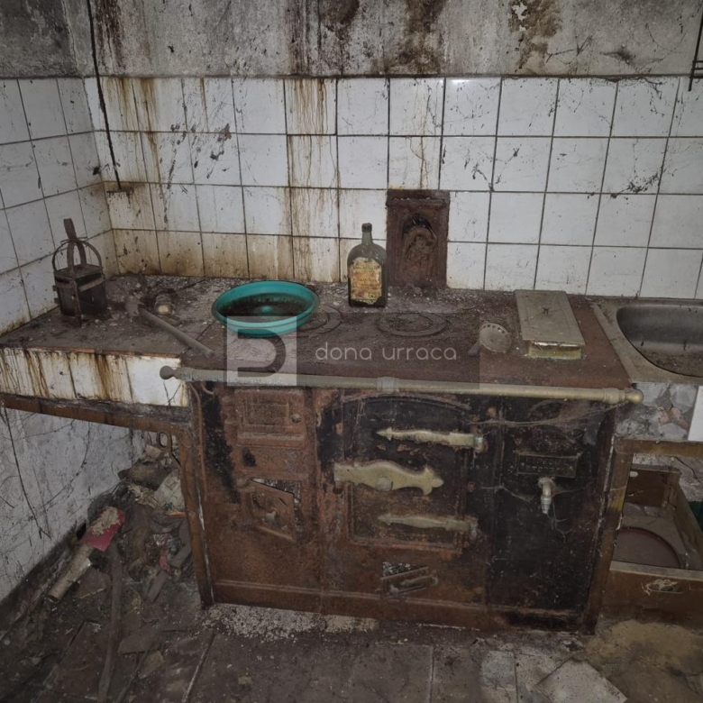 Casa adosada en venta en PEDRAFITA