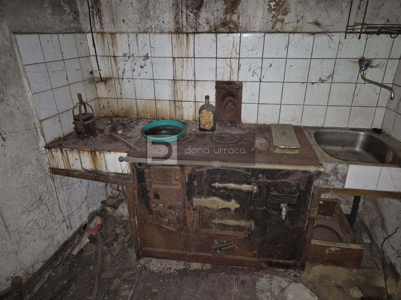 Casa adosada en venta en PEDRAFITA