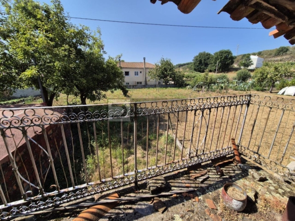 Casa adosada en venta en PEDRAFITA