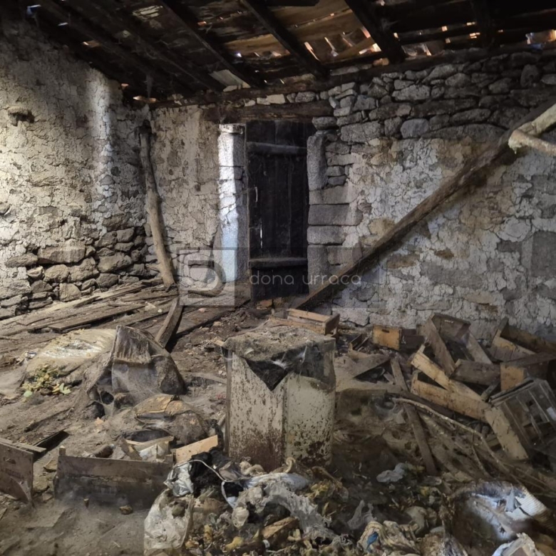Casa adosada en venta en PEDRAFITA