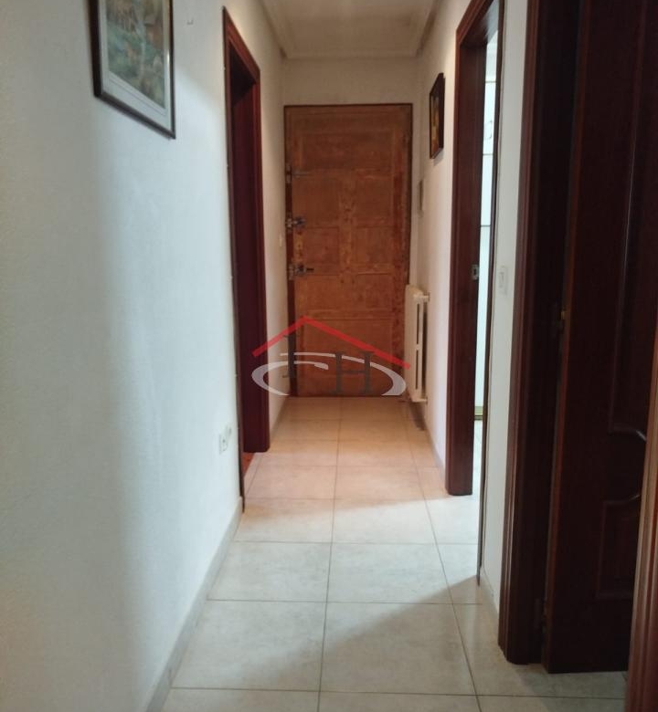 PISO CON TRASTERO EN TROBAJO DEL CAMINO