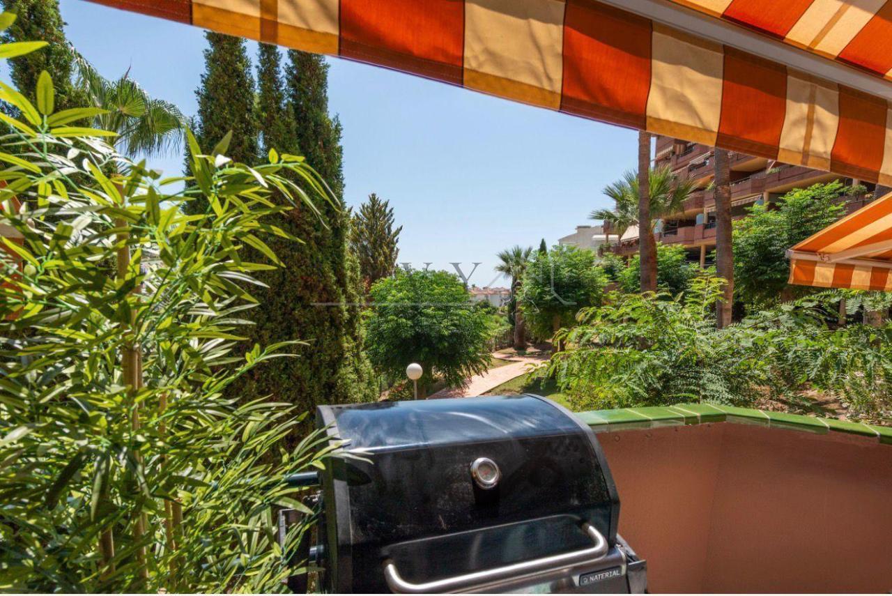 179147849080300173960_179145844640 Apartamento en Benalmádena