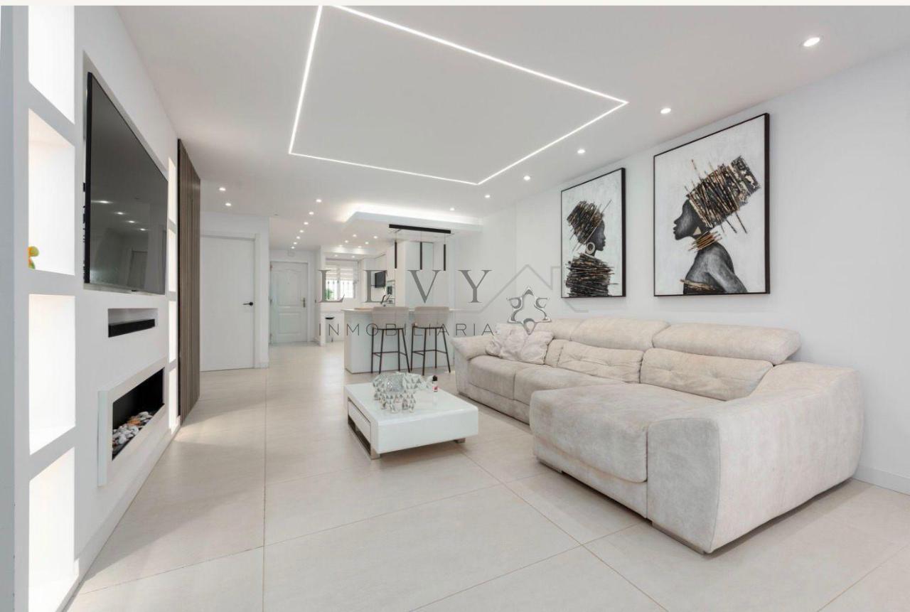 179147849674200173960_179145845127 Apartamento en Benalmádena