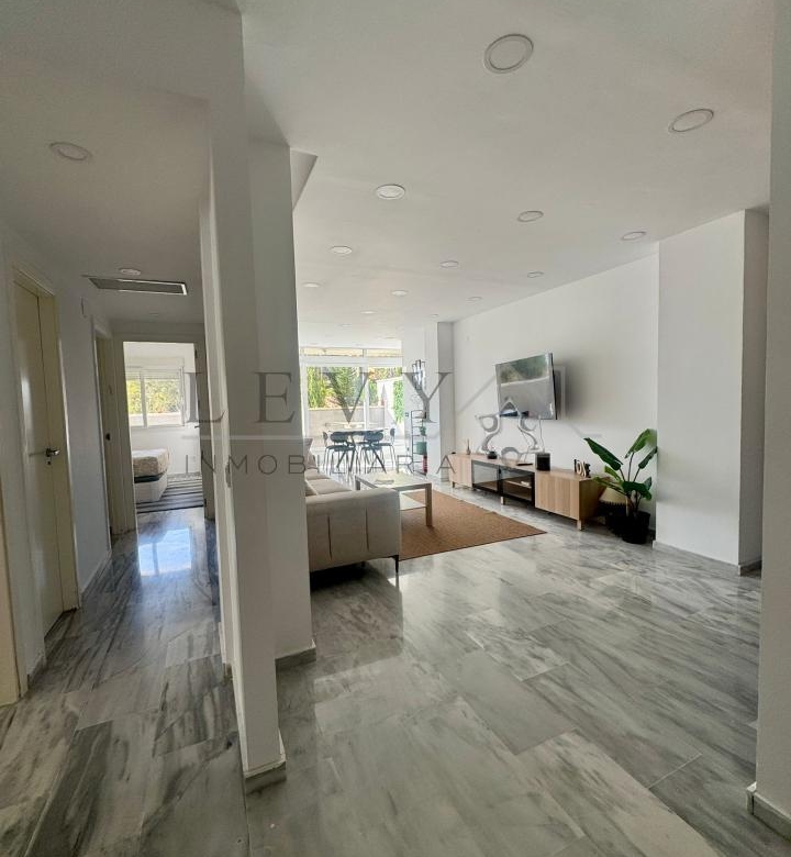 Fantastico Apartamento  alquiler corta temporada en Nueva Andalucia , Marbella