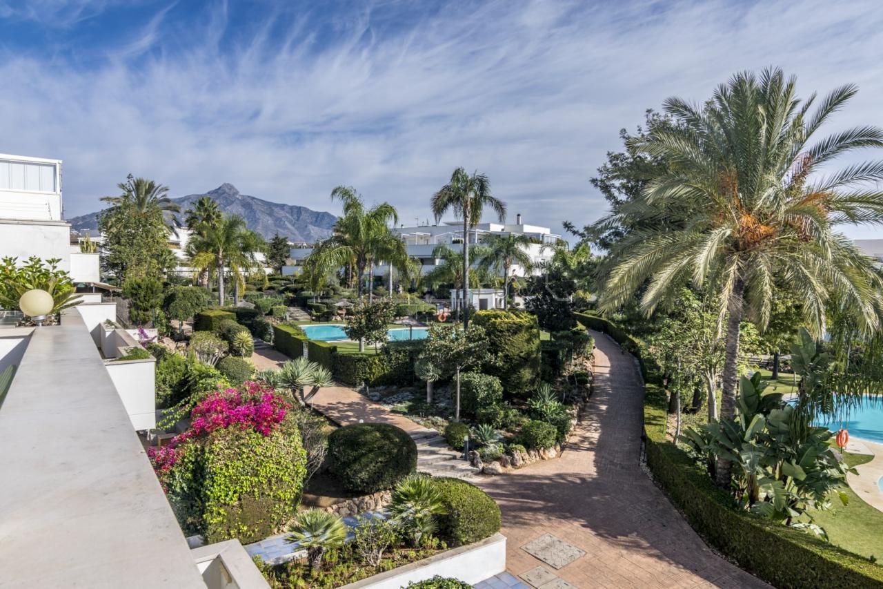 179148087802800167471_176338319940 Fantastico Apartamento alquiler corta temporada en Nueva Andalucia , Marbella