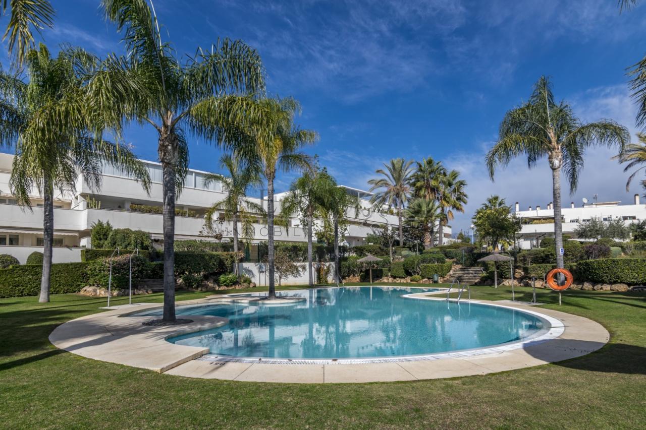 179148088058100167471_176338320791 Fantastico Apartamento alquiler corta temporada en Nueva Andalucia , Marbella