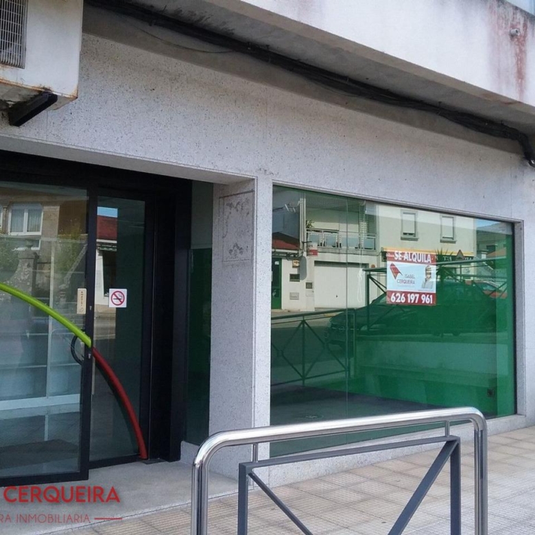 LOCAL COMERCIAL EN ALQUILER EN EL CENTRO DE O ROSAL | 50 M²
