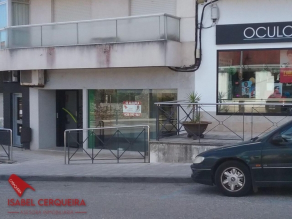 LOCAL COMERCIAL EN ALQUILER EN EL CENTRO DE O ROSAL | 50 M²